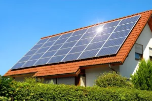 Photovoltaik, Jde namontovat fotovoltaika na střechu u všech domů?